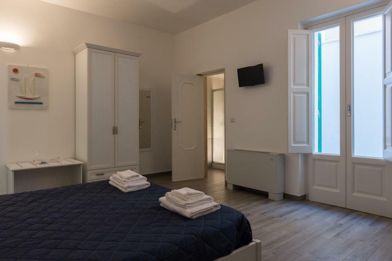 مونوبولي B&B Rotta Mediterranea المظهر الخارجي الصورة